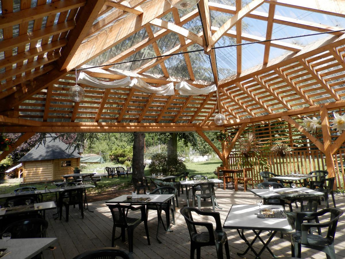 Hotel La Gare LʼArgentière-la-Bessée Exteriör bild